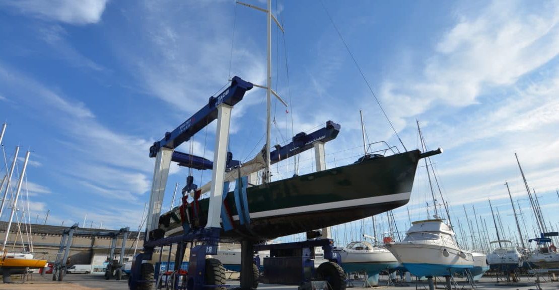 choosing a marine surveyor - superyacht in the slings